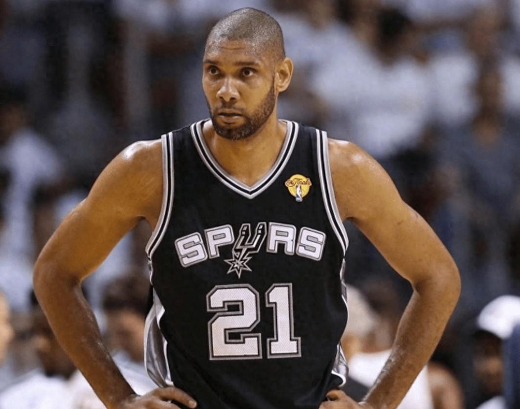 北京男篮官方宣布，球队已经正式与澳大利亚籍球员芒格·马帝昂签约。（北京男篮官宣签下澳大利亚籍球员芒格·马帝昂）