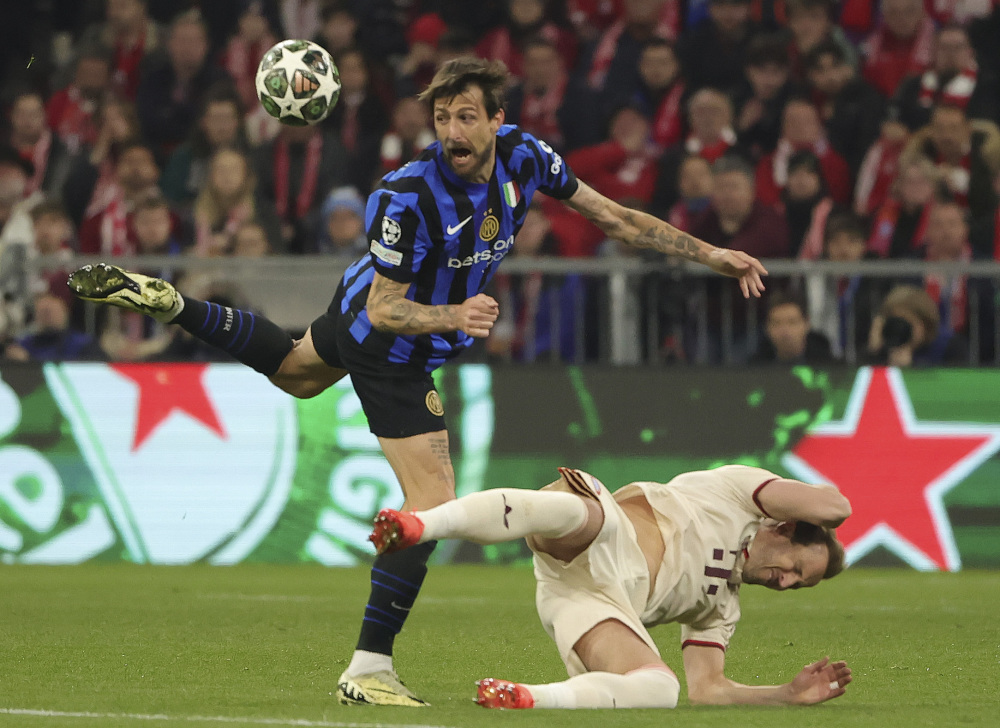 比肩大O！康宁汉姆成为第二位连赢6场&至少25分10助攻的球员（追平大O神迹！康宁汉姆成史上第二人：连胜6场且至少25分10助攻）