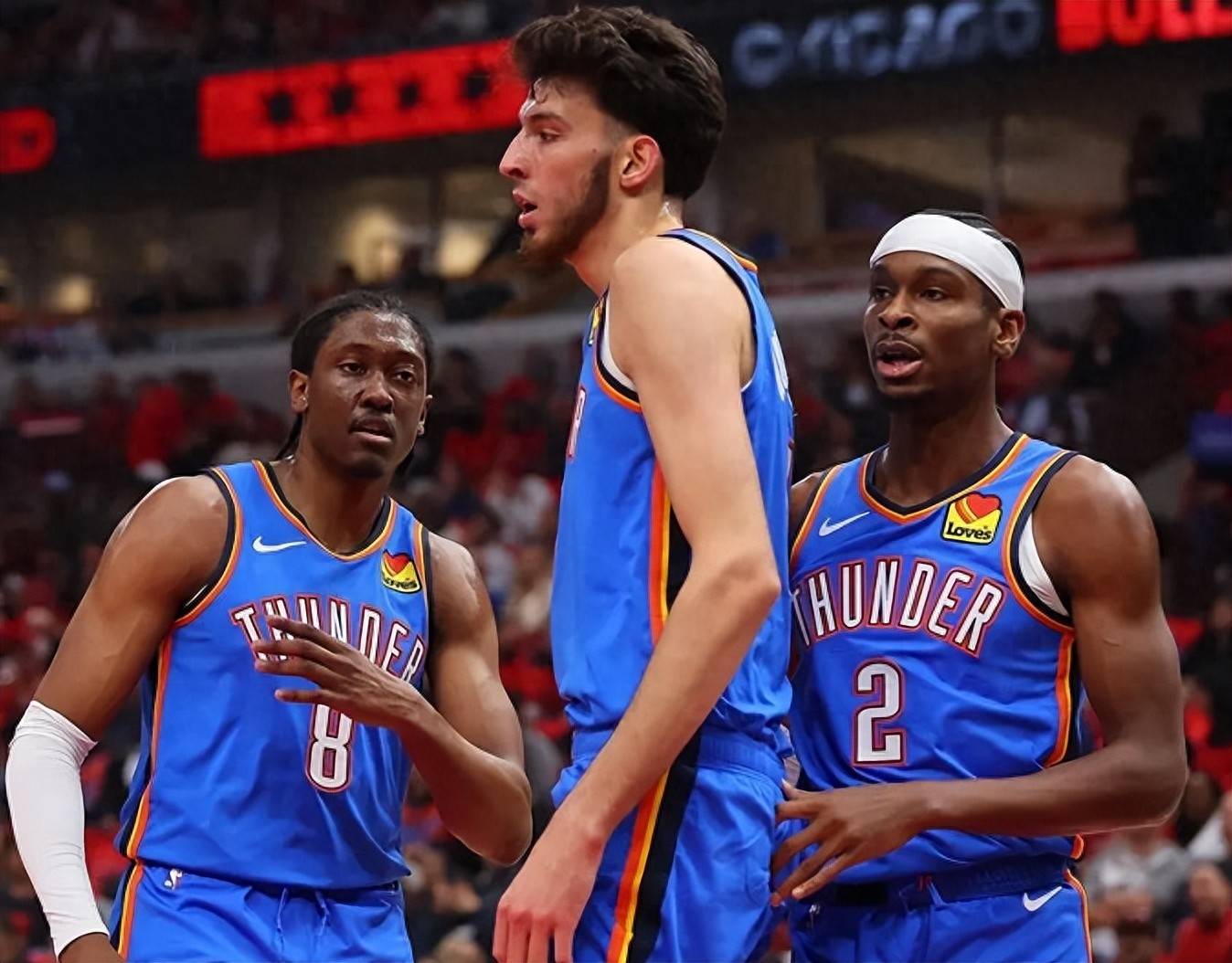 武汉三镇官宣：30岁前国脚合同到期离队，接近加盟中超第8（武汉三镇官方宣布：30岁前国脚合同到期离队，或将加盟中超第八名球队）