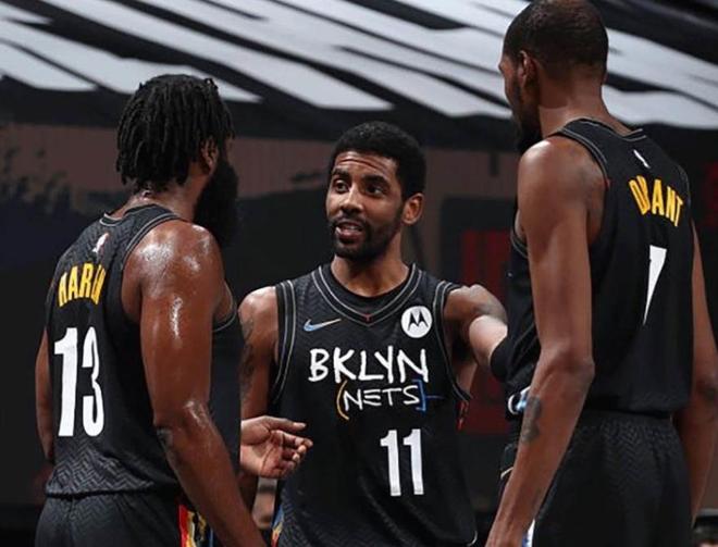 凯尔特人此役板凳球员共得到44分，其中3人得分上双（凯尔特人替补席轰下44分，三人得分上双）